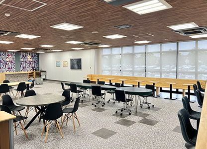 訓練に真剣に参加する当社スタッフたち